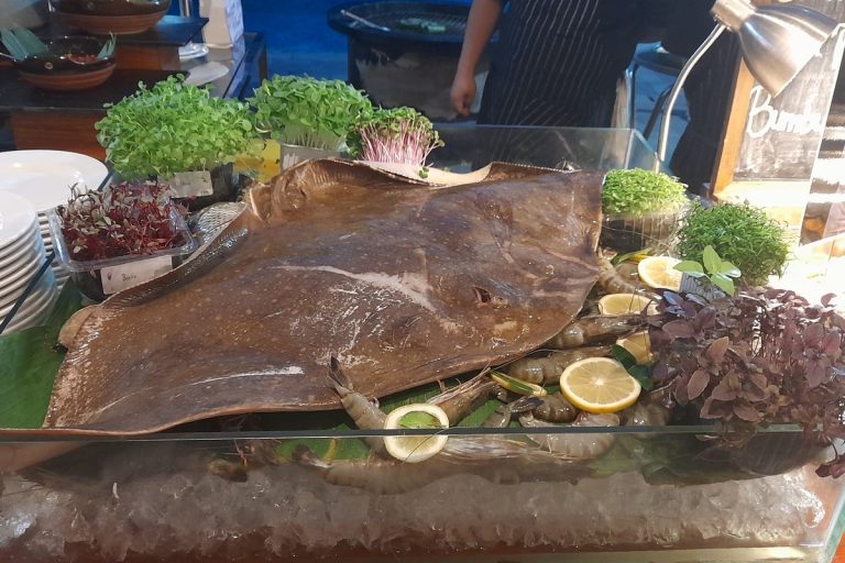 Ikan Pari Keprak: Olahan Laut yang Lezat dan Menggoda Selera